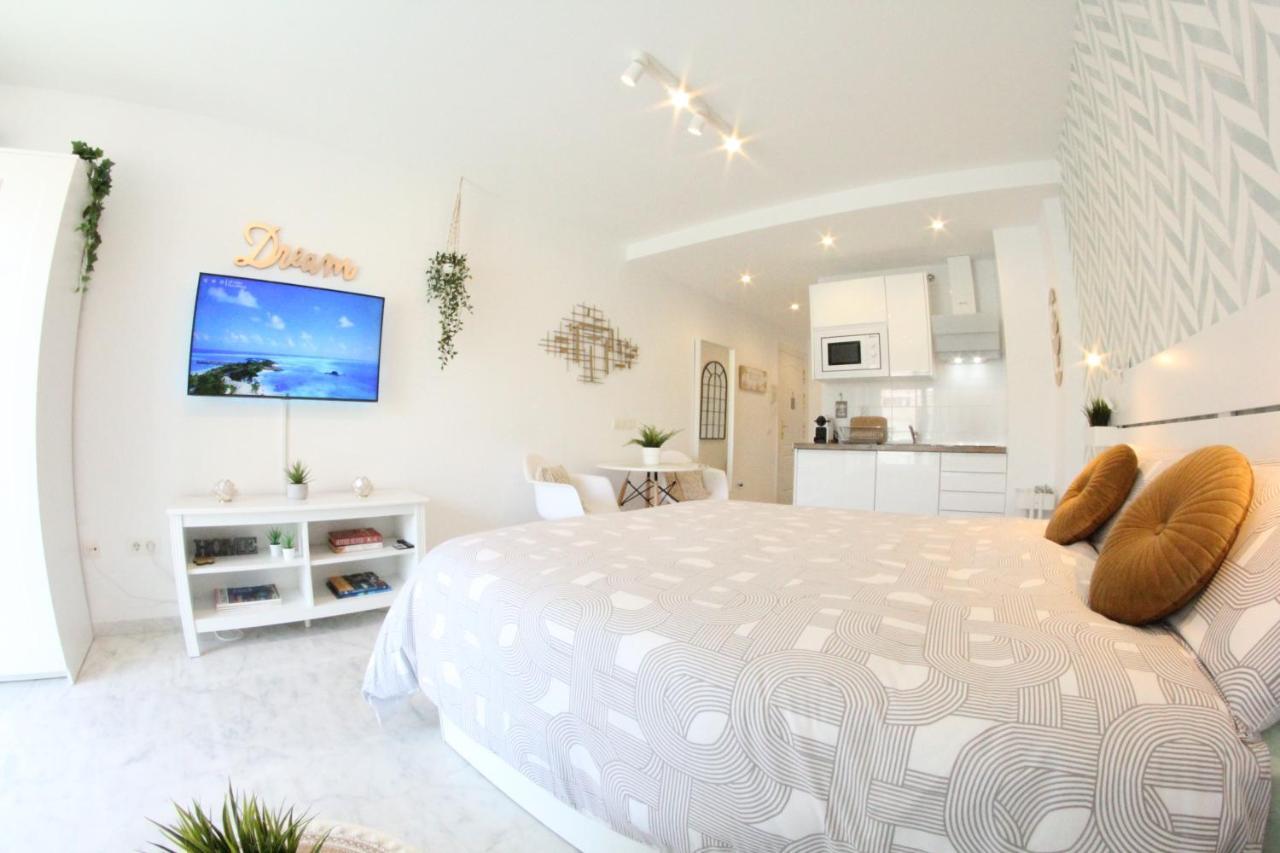 Appartement Torremolinos - New Central Studio Plata With Balcony Extérieur photo